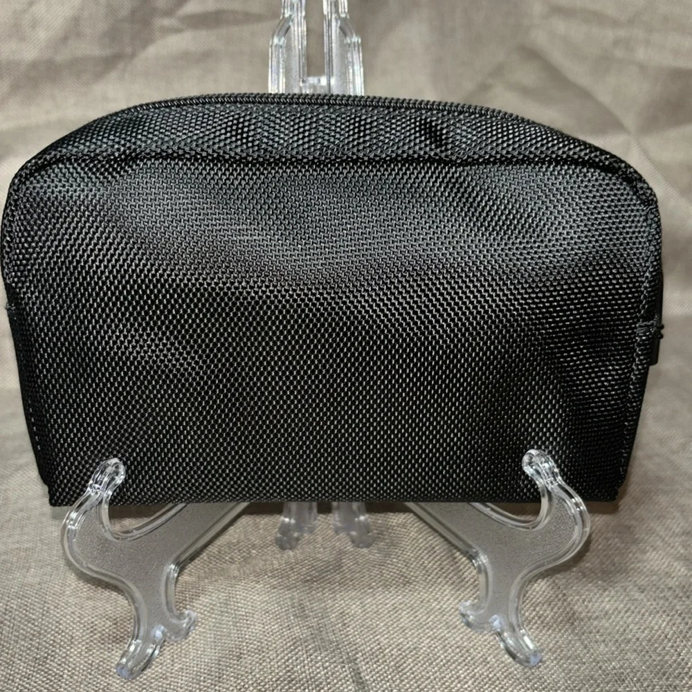 TUMI x DELTA | Nylon Toiletry Pouch UNISEX